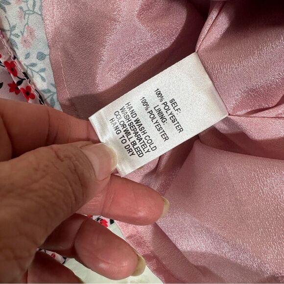 Lulu's Pink and Red Floral romper - Picture 10 of 12